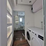 Casa Lumina - 5 Minutes To The Airport Apartamento *