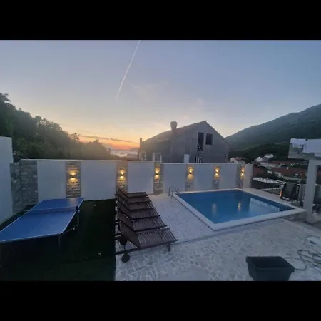 Casa Lumina - 5 Minutes To The Airport Apartamento *