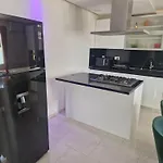 Casa Lumina - 5 Minutes To The Airport *