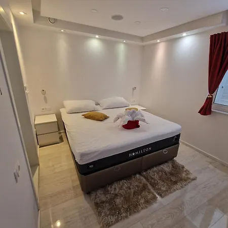 Casa Lumina - 5 Minutes To The Airport *