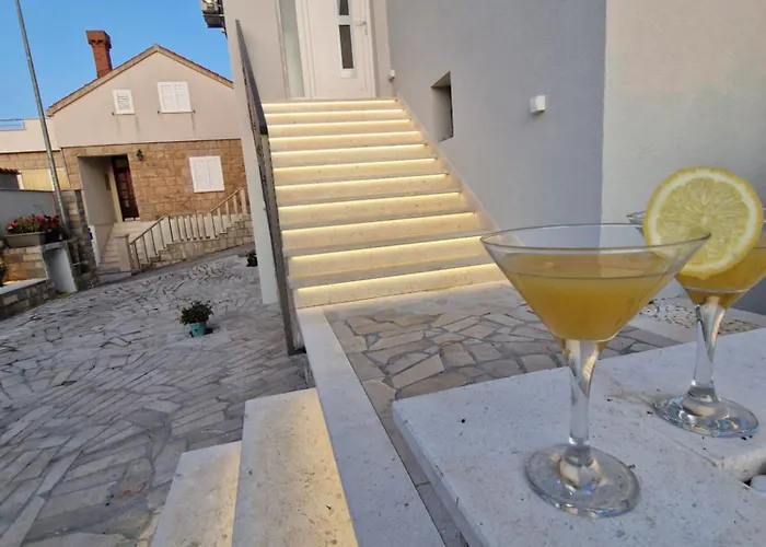 Lejlighed Casa Lumina - 5 Minutes To The Airport